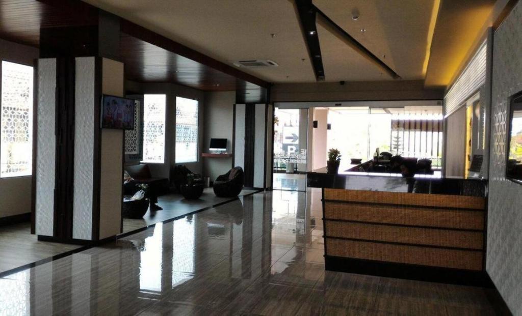 Leevana Hotel Hat Yai Exterior photo